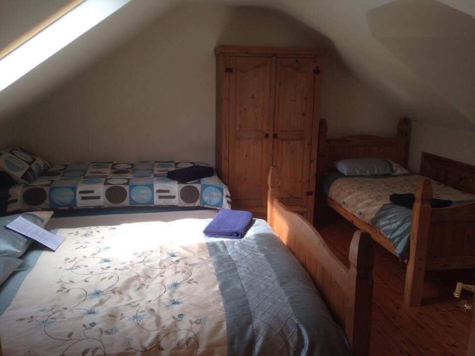 Tara House Bed & Breakfast Баликасъл Екстериор снимка